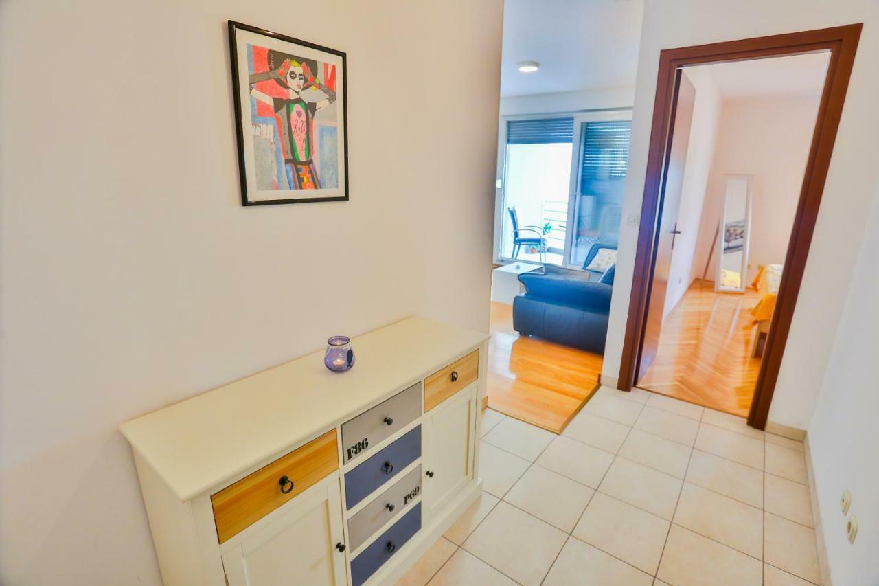 Ibis Apartment Split Extérieur photo