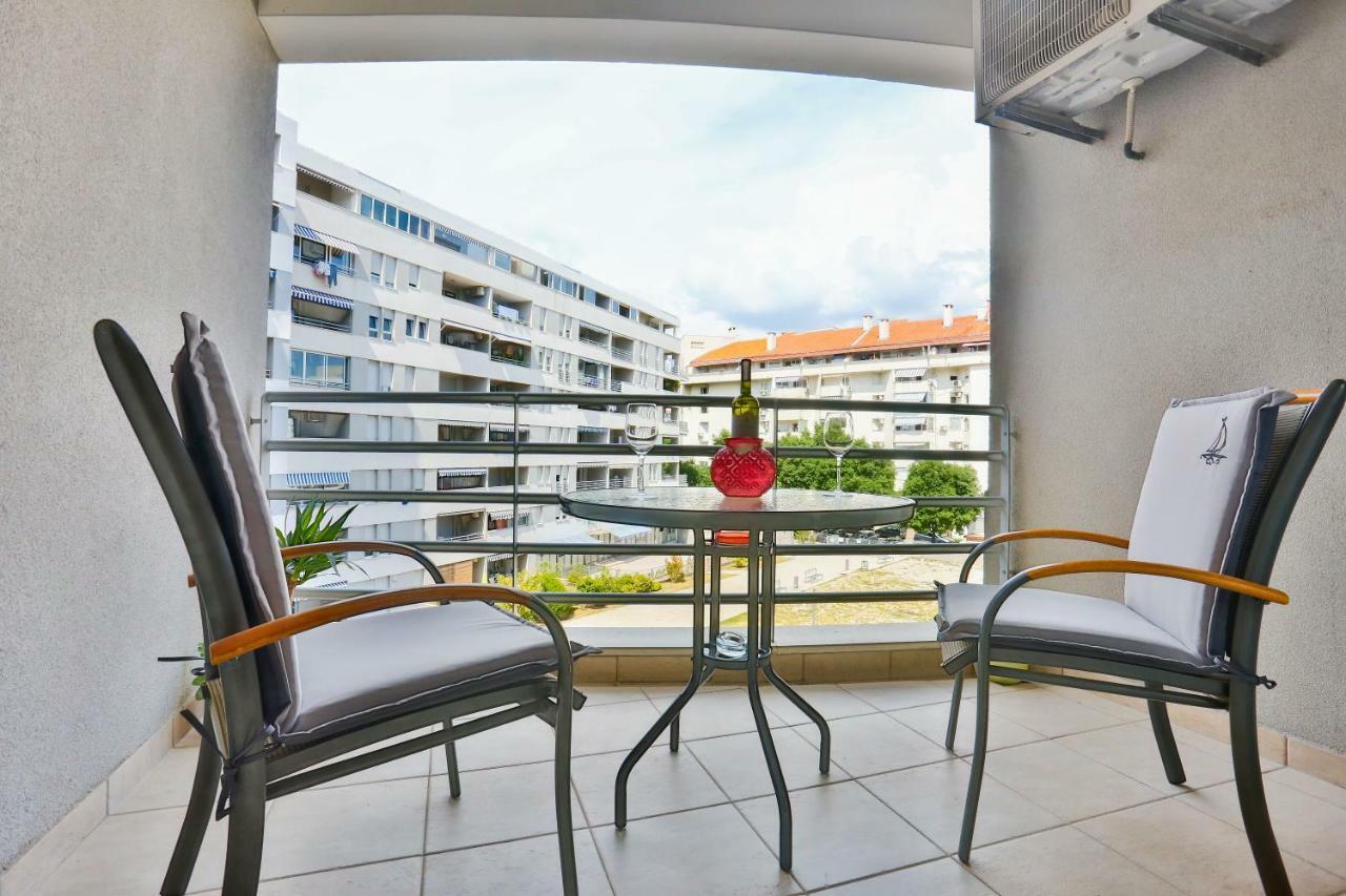 Ibis Apartment Split Extérieur photo